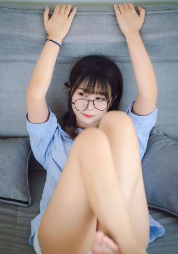 忧郁的少女