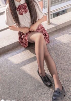 《地下偶像》在线观看