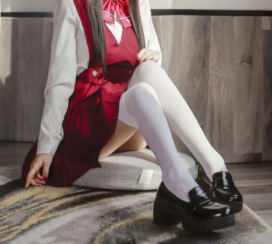 和邻居交换娶妻2中字幕