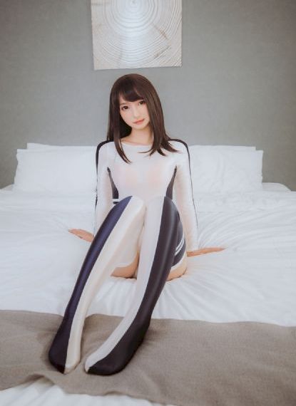 宇宙天魔免费完整观看高清